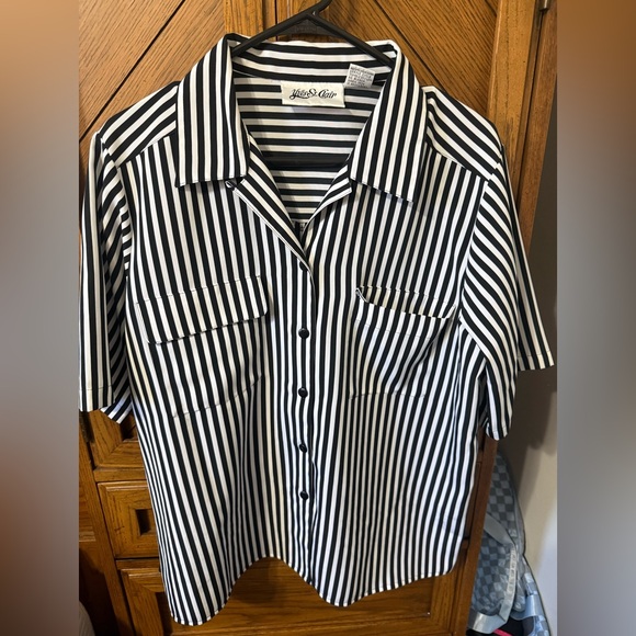 Yves St. Clair Other - Yves St. Clair Black and White Striped Casual Shirt